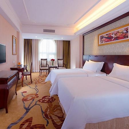 Vienna Hotel Guangzhou Shiling ภายนอก รูปภาพ