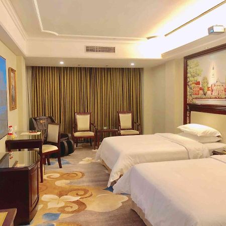 Vienna Hotel Guangzhou Shiling ภายนอก รูปภาพ